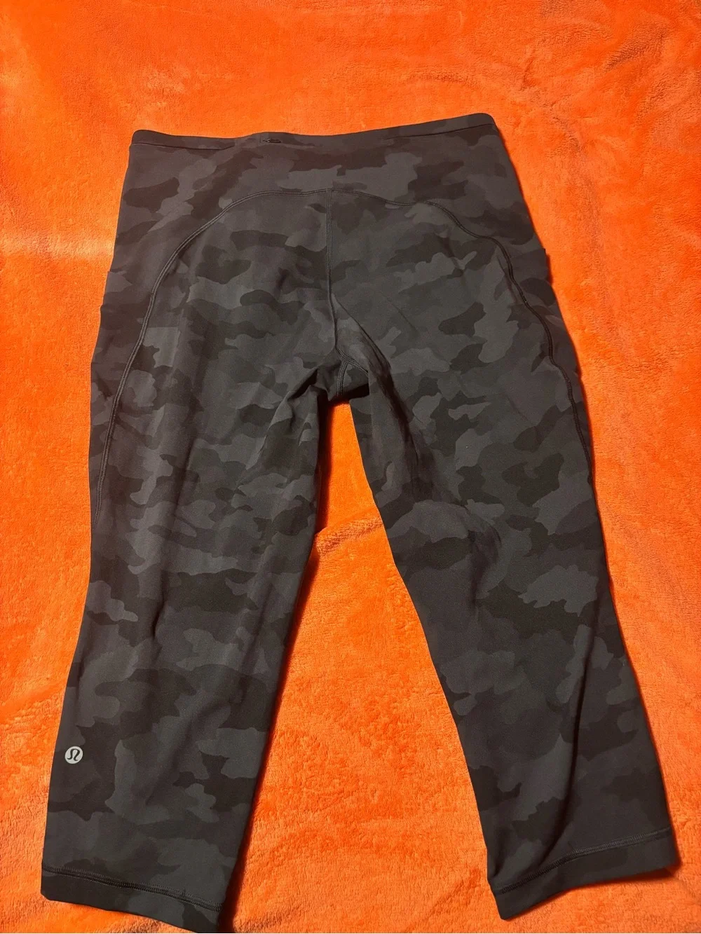 Size 16 lululemon Black Camo Active Capri Leggings